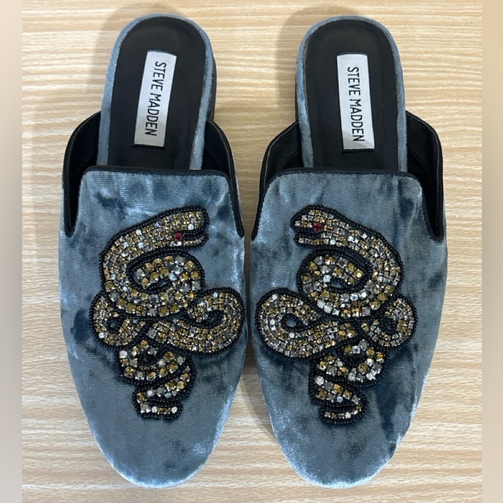Steve Madden Hugh Snake Rhinestone Velvet Mule Flats Gray Womens 7.5M